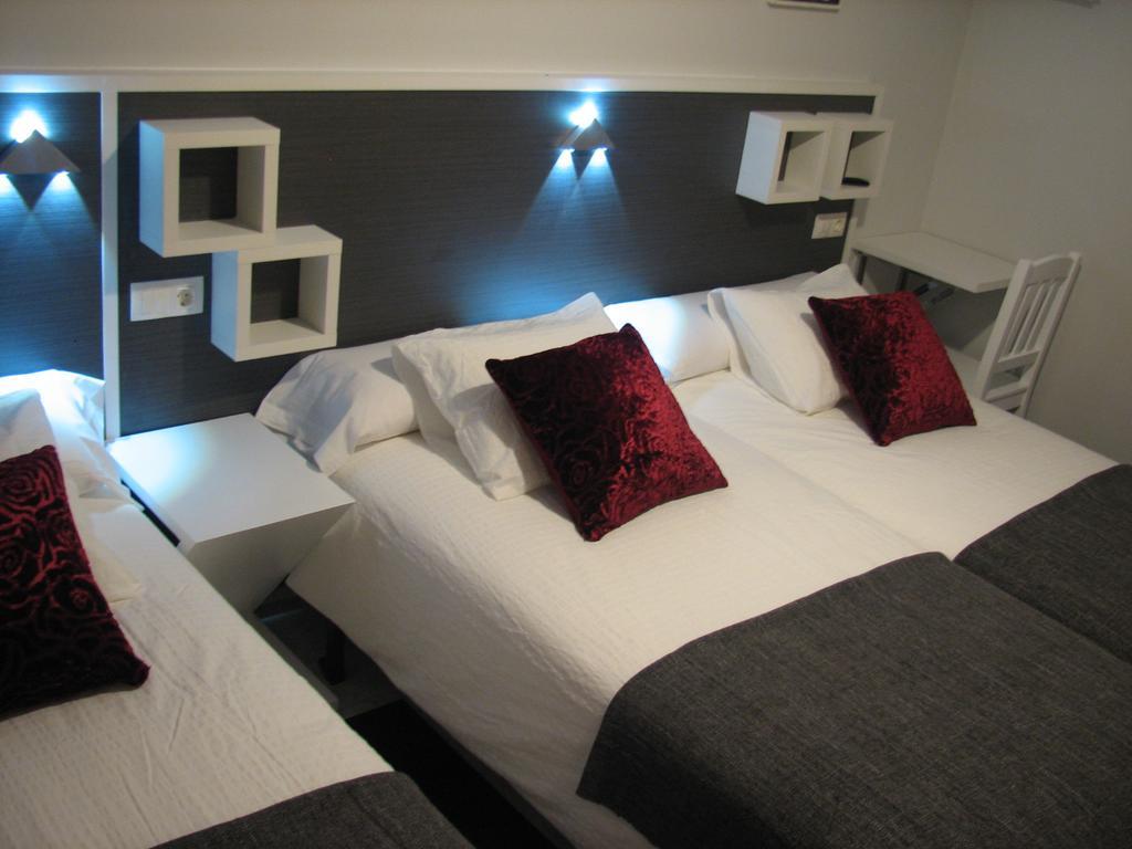 Hostal Meson Do Loyo بورتومارين الغرفة الصورة